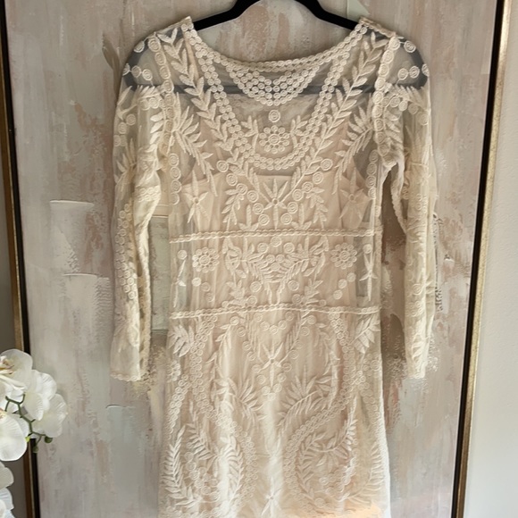 Dress - Picture 4 of 5